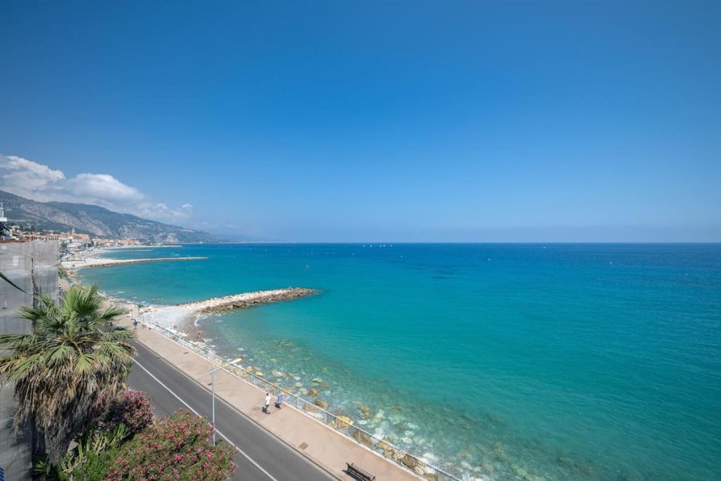 Le Panorama -Vue Exceptionnelle - Dernier Etage - Front De Mer Menton Exteriér fotografie